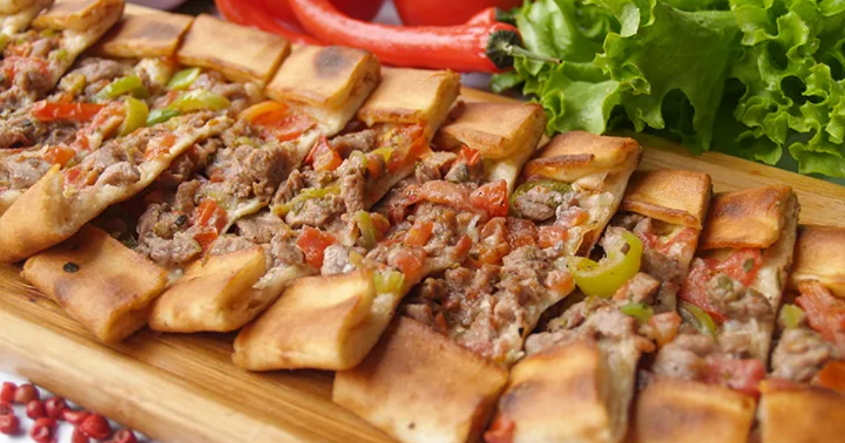 Kuşbaşılı Pide